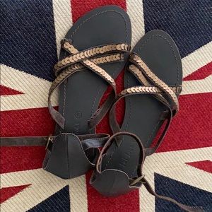 Brand new brown leather sandals with sequins